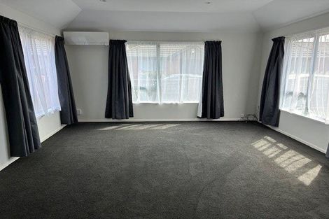 Photo of property in 2 Octavius Lane, Sockburn, Christchurch, 8042