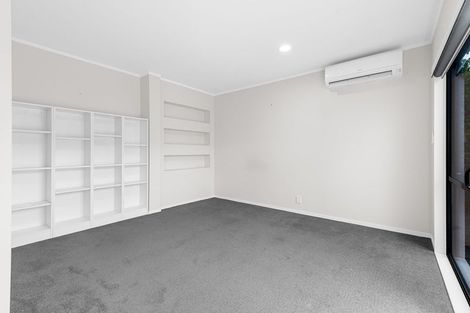 Photo of property in 35 Keswick Crescent, Huntington, Hamilton, 3210