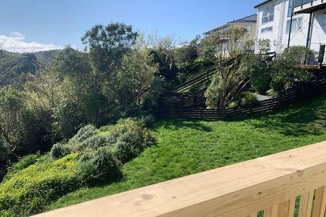 Photo of property in 2 Narbada Crescent, Khandallah, Wellington, 6035