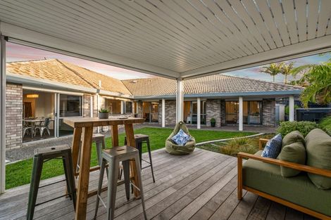 Photo of property in 7 Bannings Way, Hobsonville, Auckland, 0618