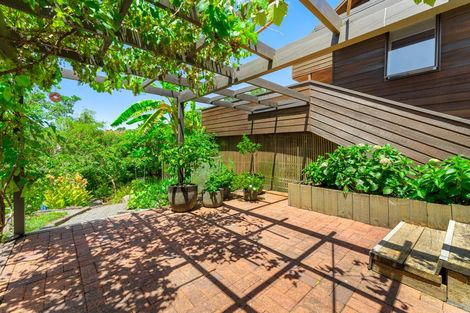 Photo of property in 6 Whale Cove, Stanmore Bay, Whangaparaoa, 0932
