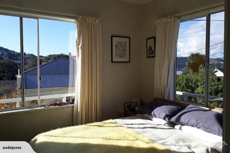 Photo of property in 2 Overtoun Terrace, Hataitai, Wellington, 6021