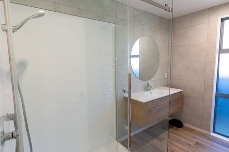 Photo of property in 3 Field View, Bradford, 9011