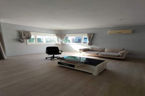 Photo of property in 1/22 Northumberland Avenue, Belmont, Auckland, 0622