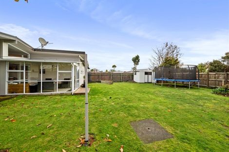 Photo of property in 5 Ngaio Place, Hawera, 4610