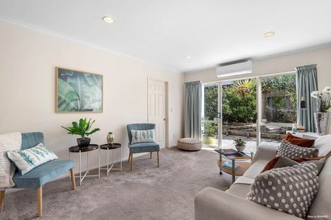 Photo of property in 5/16 Vinograd Drive, Te Atatu Peninsula, Auckland, 0610