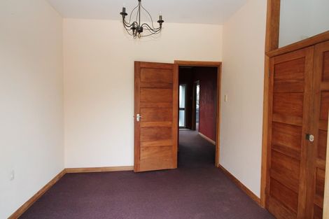 Photo of property in 82 Mangorei Road, Strandon, New Plymouth, 4312