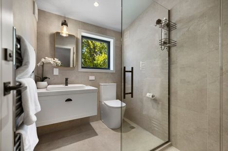 Photo of property in 1 Thames Street, Arrowtown, 9302