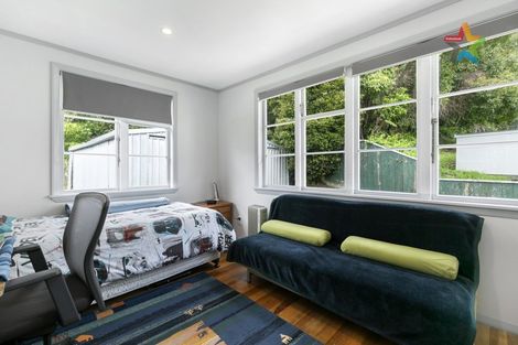 Photo of property in 4 Frethey Grove, Naenae, Lower Hutt, 5011