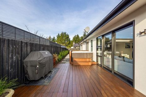 Photo of property in 14 Kohunga Crescent, Bottle Lake, Christchurch, 8083