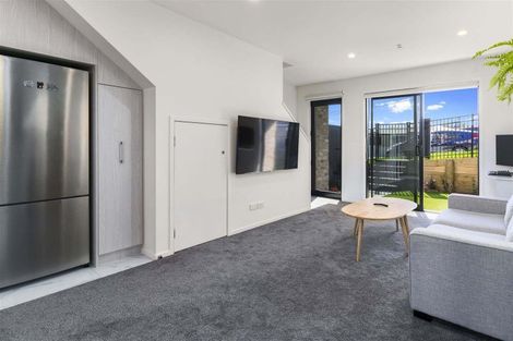 Photo of property in 2/137 View Road, Sunnyvale, Auckland, 0612