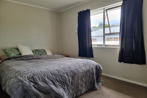 Photo of property in 69a Hartford Crescent, Totara Park, Upper Hutt, 5018