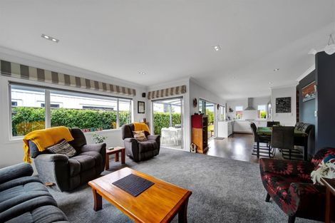 Photo of property in 2 Northpoint Way, Bell Block, New Plymouth, 4312