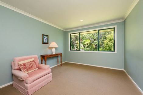 Photo of property in 33 Mokena Kohere Street, Manakau, Levin, 5573