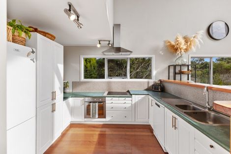 Photo of property in 33 Ward Drive, Opua, 0200