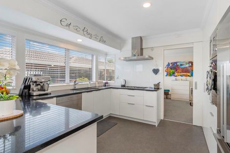 Photo of property in 6 Palm Court, Mount Maunganui, 3116