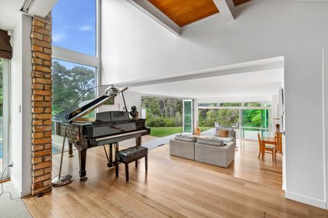 Photo of property in 160 Schnapper Rock Road, Schnapper Rock, Auckland, 0632