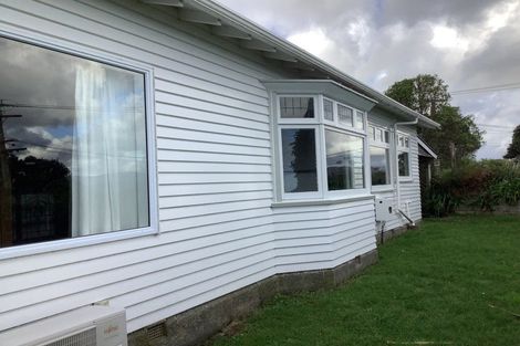 Photo of property in 3 Singers Road, Korokoro, Lower Hutt, 5012