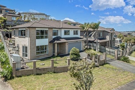 Photo of property in 9 Baker Street, Fairview Heights, Auckland, 0632