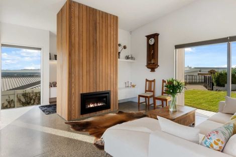 Photo of property in 4 Langholme Lane, Westmorland, Christchurch, 8025