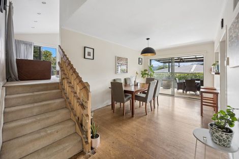 Photo of property in 3 Grendon Road, Titirangi, Auckland, 0604