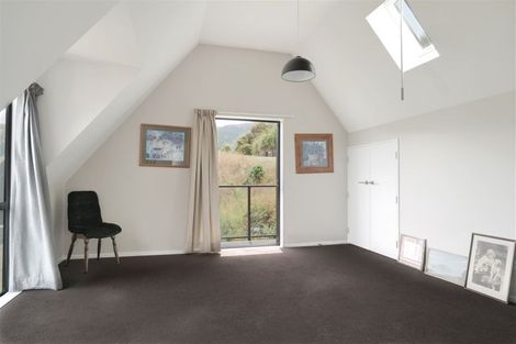 Photo of property in 30 Gilmour Terrace, Lyttelton, 8082