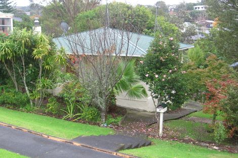 Photo of property in 27 Penzance Road, Mairangi Bay, Auckland, 0630