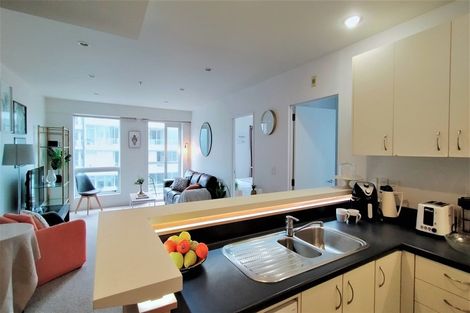 Photo of property in Terrace Heights Apartments, 8c/163 The Terrace, Wellington Central, Wellington, 6011