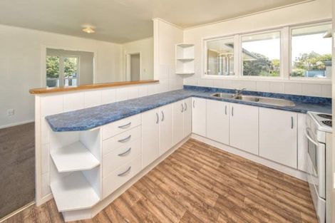 Photo of property in 21 Huia Street, Waiuku, 2123