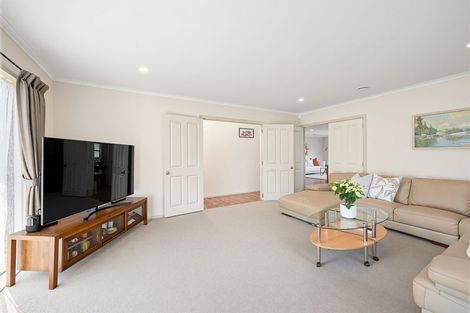 Photo of property in 48 Basra Drive, Henderson, Auckland, 0612