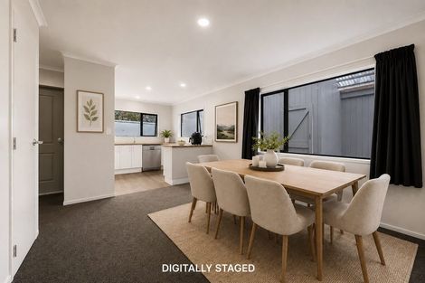 Photo of property in 56 Claverdon Drive, Massey, Auckland, 0614