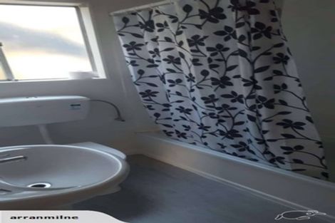 Photo of property in 25a Doris Gordon Crescent, Crofton Downs, Wellington, 6035