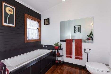 Photo of property in 86a Tod Road, Otane, 4277