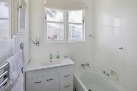 Photo of property in 57 Maupuia Road, Maupuia, Wellington, 6022