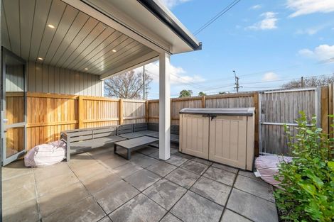Photo of property in 348a Waiwhetu Road, Fairfield, Lower Hutt, 5011