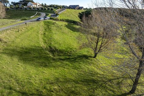 Photo of property in 70 Pineleigh Drive, Poraiti, Napier, 4182