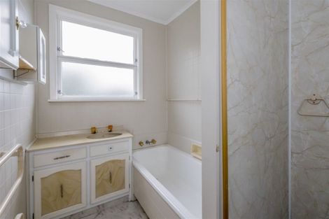 Photo of property in 11 Burn Street, Levin, 5510