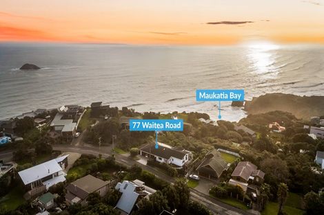 Photo of property in 77 Waitea Road, Muriwai, 0881
