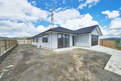 Photo of property in 15 Varsity Heights, Fitzherbert, Palmerston North, 4410