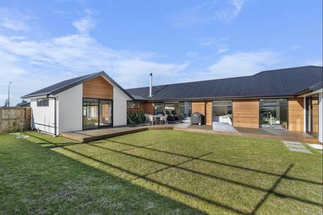 Photo of property in 14 Merino Crescent, Kirwee, 7571