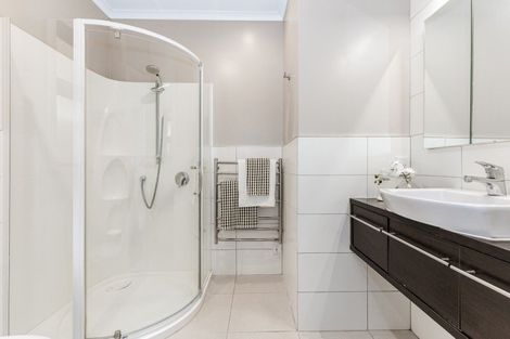 Photo of property in 129 Cockayne Road, Khandallah, Wellington, 6035