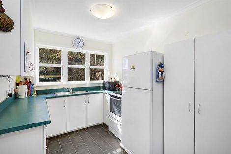 Photo of property in 9 Kowhai Street, Tawa, Wellington, 5028