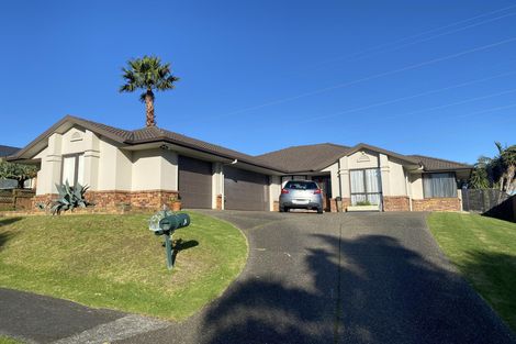 Photo of property in 14 Lamia Place, The Gardens, Auckland, 2105