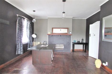 Photo of property in 5 Vincent Street, Waterloo, Lower Hutt, 5011