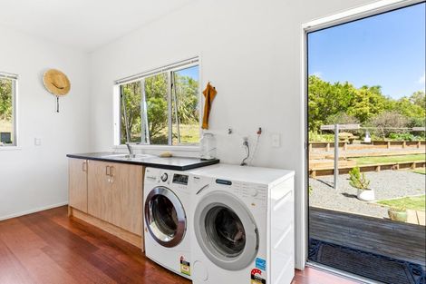 Photo of property in 200 Govan Wilson Road, Whangaripo, Warkworth, 0985