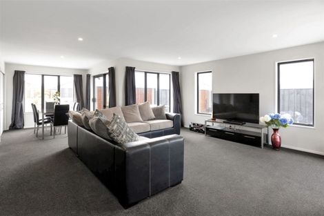 Photo of property in 6 Rosewood Drive, Amberley, 7410