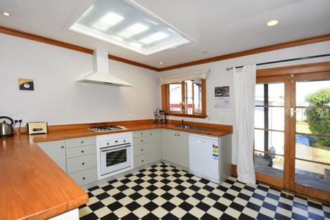 Photo of property in 75 Lincoln Road, Masterton, 5810