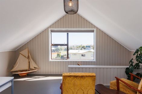 Photo of property in 45 Shortt Street, Foxton Beach, Foxton, 4815