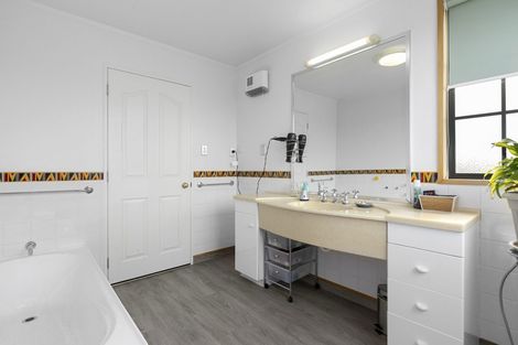 Photo of property in 10 Titri Place, Mosgiel, 9024