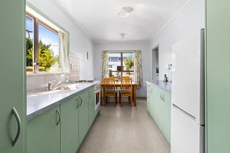 Photo of property in 36 Given Street, Havelock North, 4130